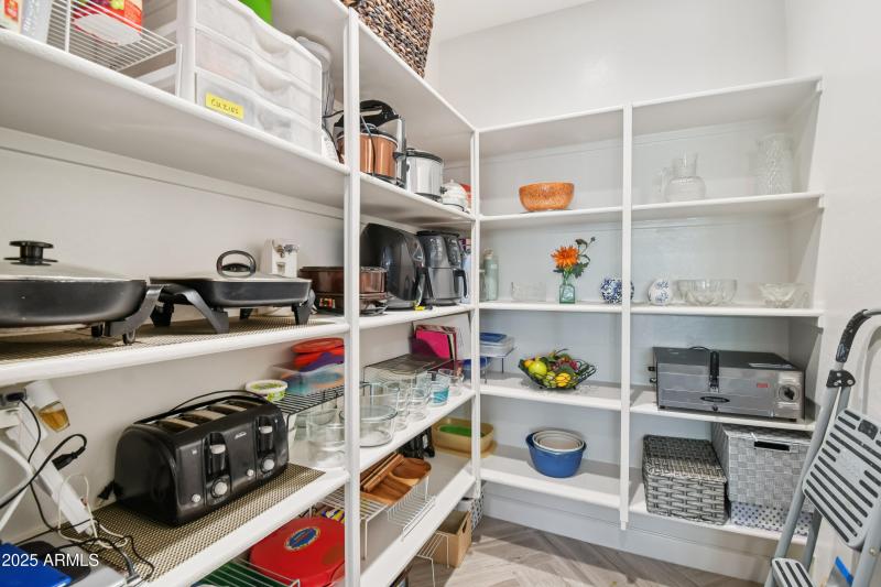 15-print-W Catalina Dr-S2310-015