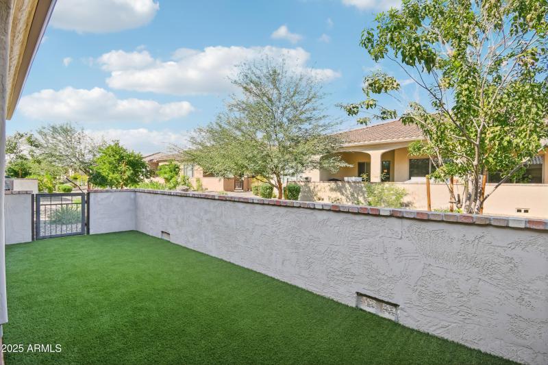 35-print-W Catalina Dr-S2310-035