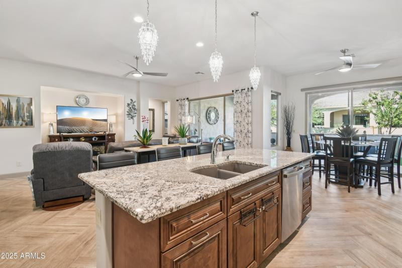 11-print-W Catalina Dr-S2310-011