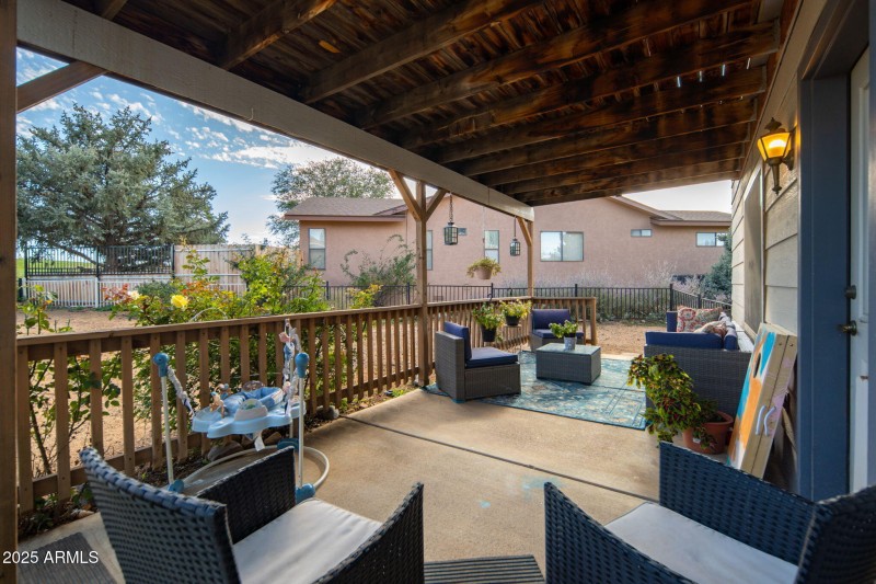 49-web-or-mls-1059-n-stirrup-high-dr-w