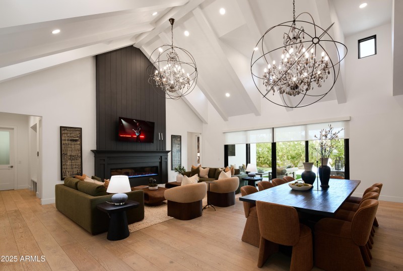 PropertyImageCo_3808EFairmountAve_WEB_8