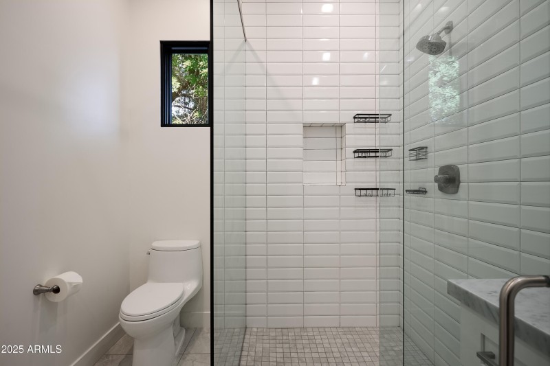 PropertyImageCo_3808EFairmountAve_WEB_31
