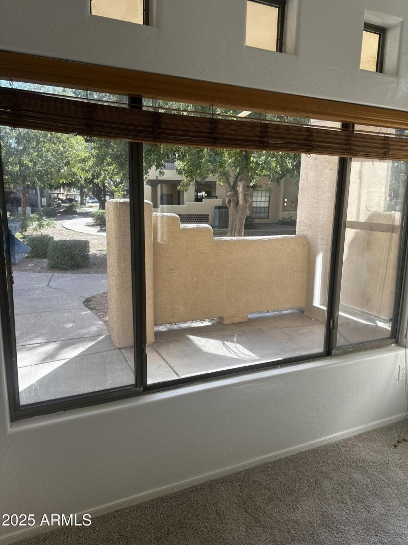 C904CFE8-CB67-489F-84CC-244778BCA781