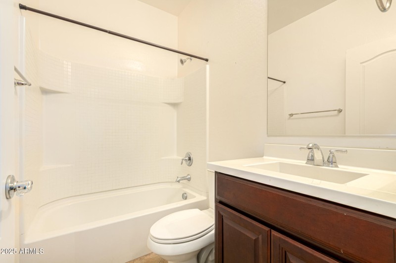Guest Bathroom 3