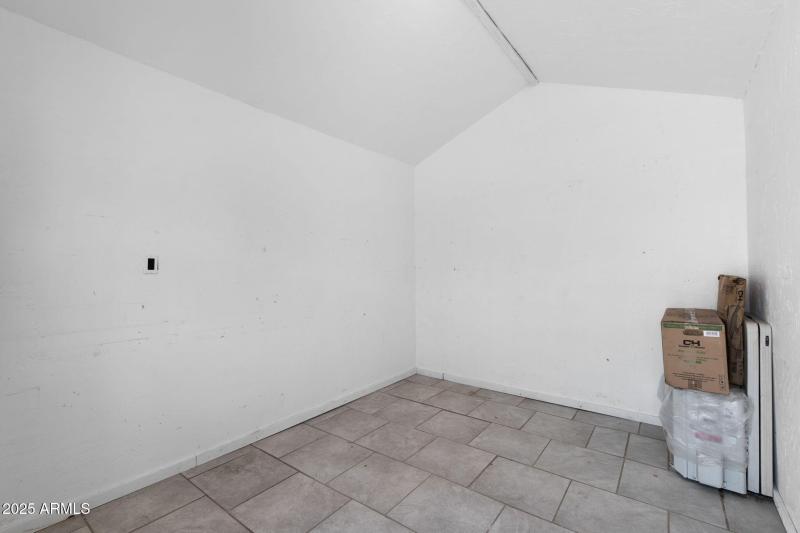 aspen storage building 2 inside