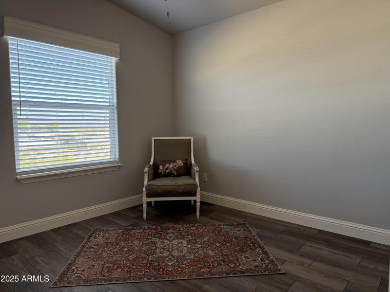 Office or Guest rm (1)