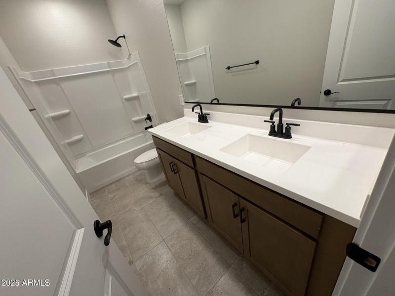 CIT45 Lot 130 Bathroom2