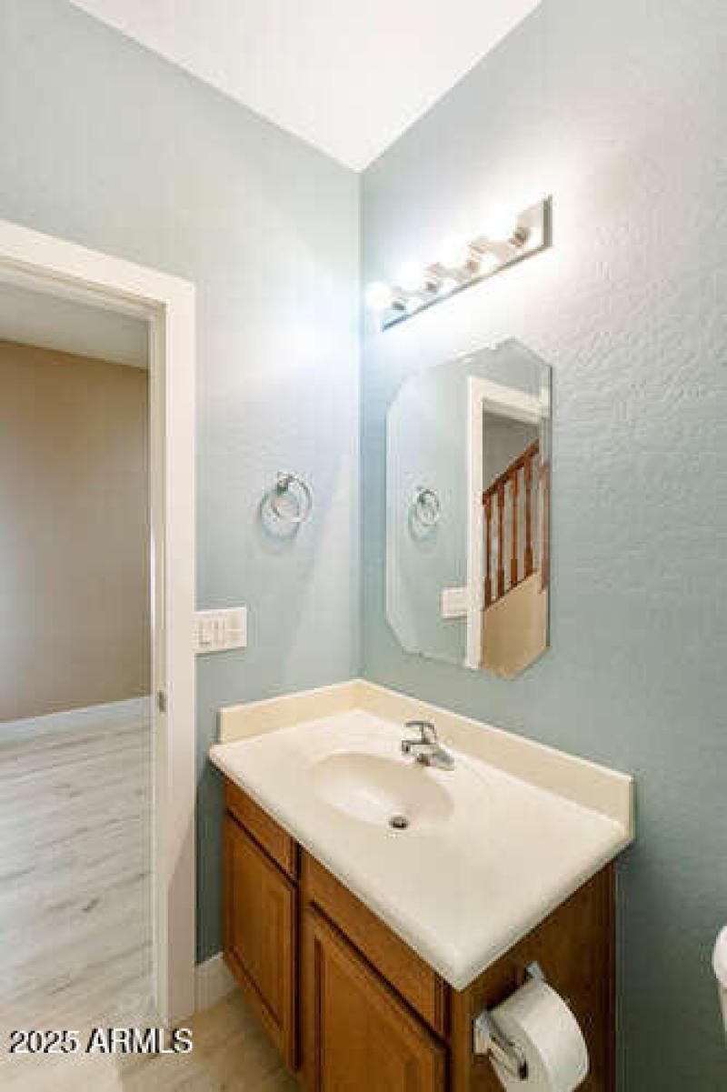 1/2 Half Bath downstairs