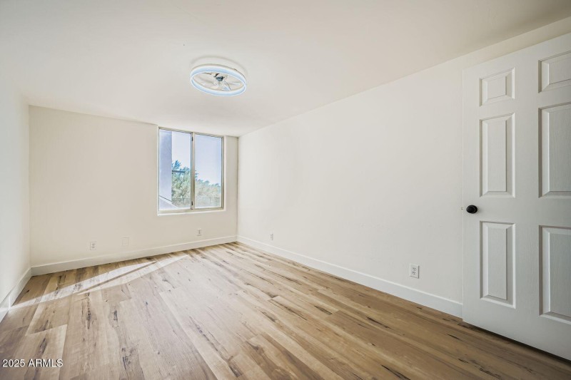 15731 Sycamore Dr - Web Quality - 017 -