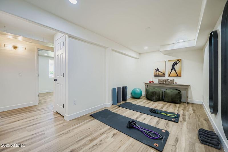 15731 Sycamore Dr - Web Quality - 028 -