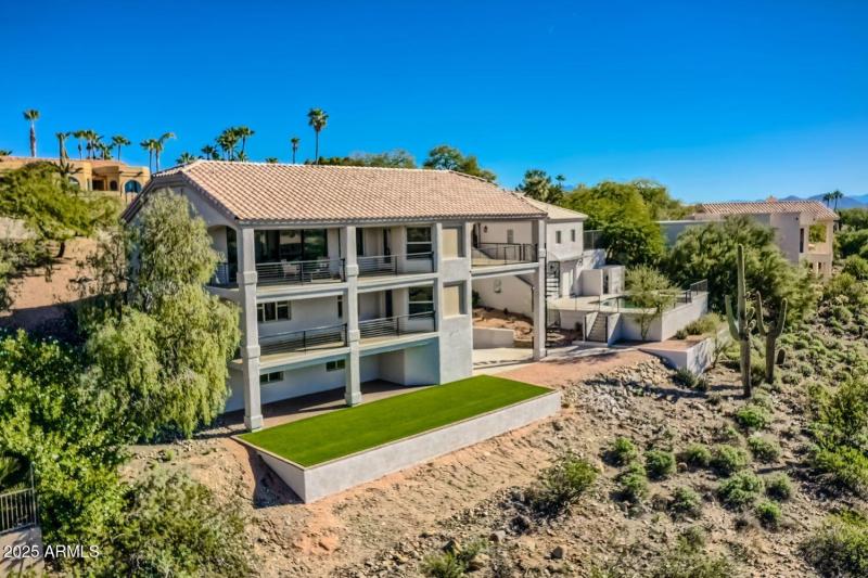 15731 Sycamore Dr - Web Quality - 013 -