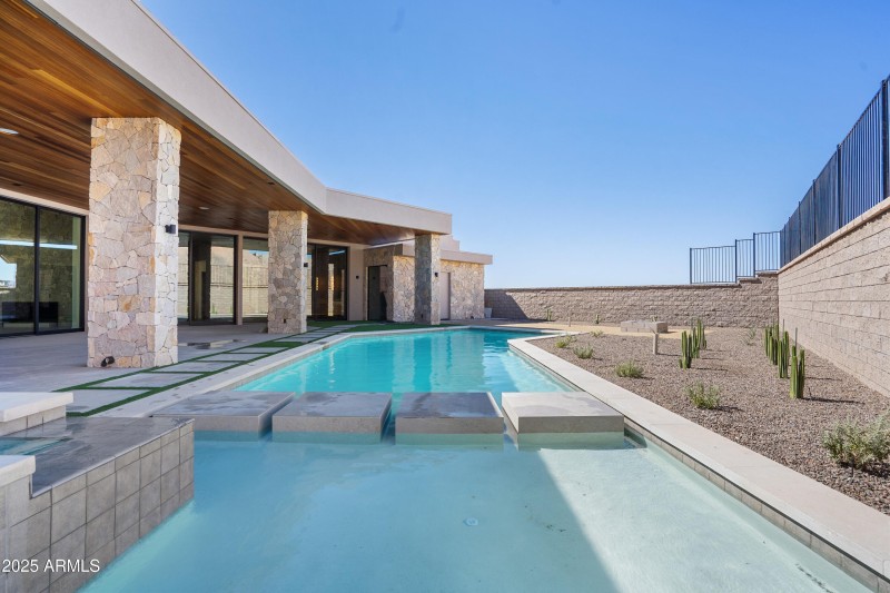 036_Covered Patio Pool