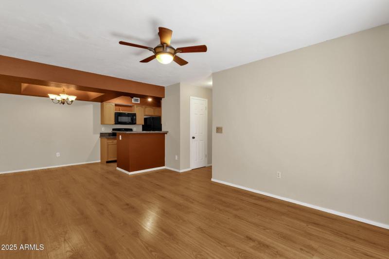 8-web-or-mls-10610-s-48th-st-1039