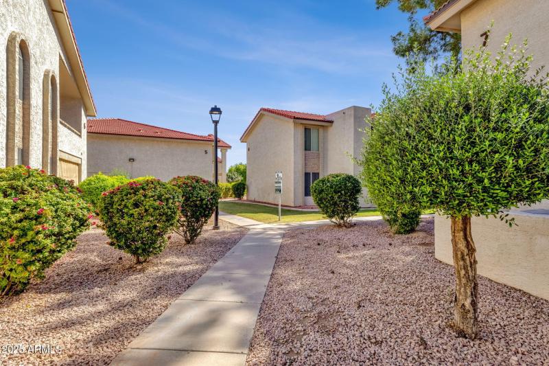 35-web-or-mls-10610-s-48th-st-1039