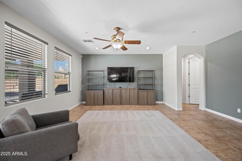 16880 W Jackson St Goodyear AZ 85338-45