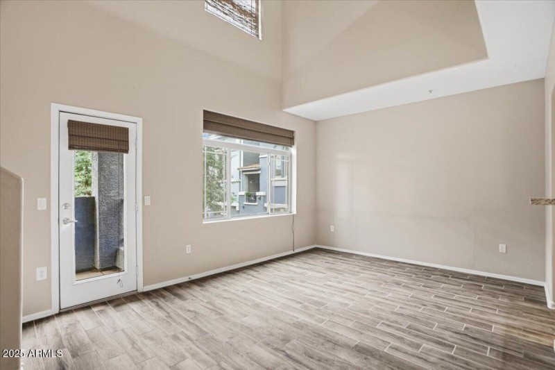 12-Living Room