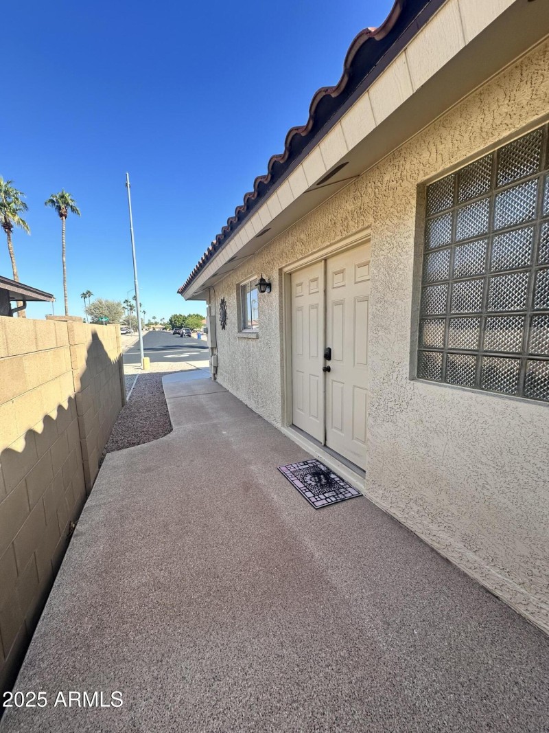 West side sidewalk front to street