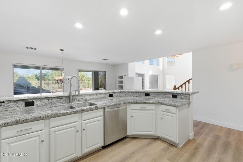 12-web-or-mls-013_ListerPros