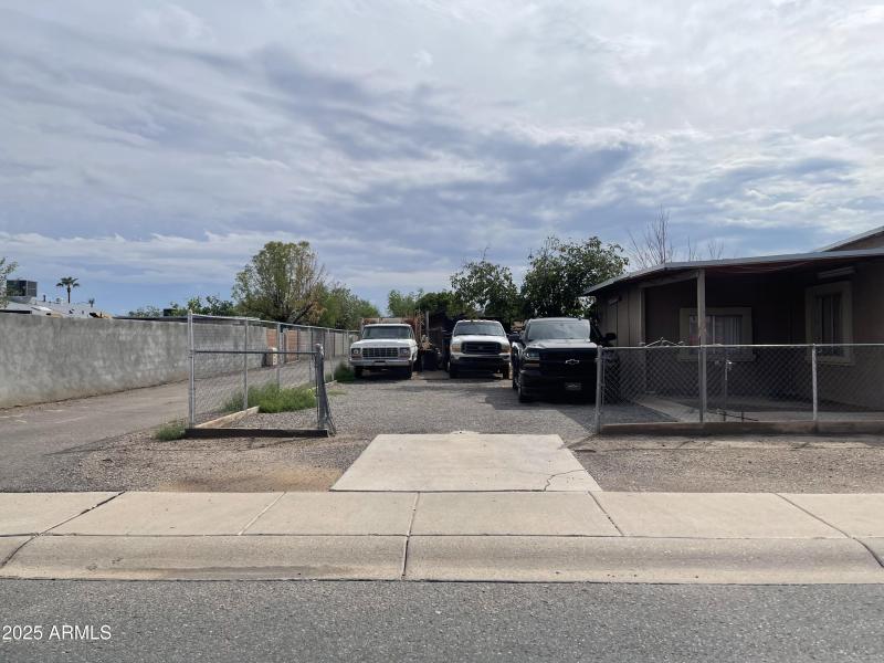 IMG_9540. 14217 N 4th north