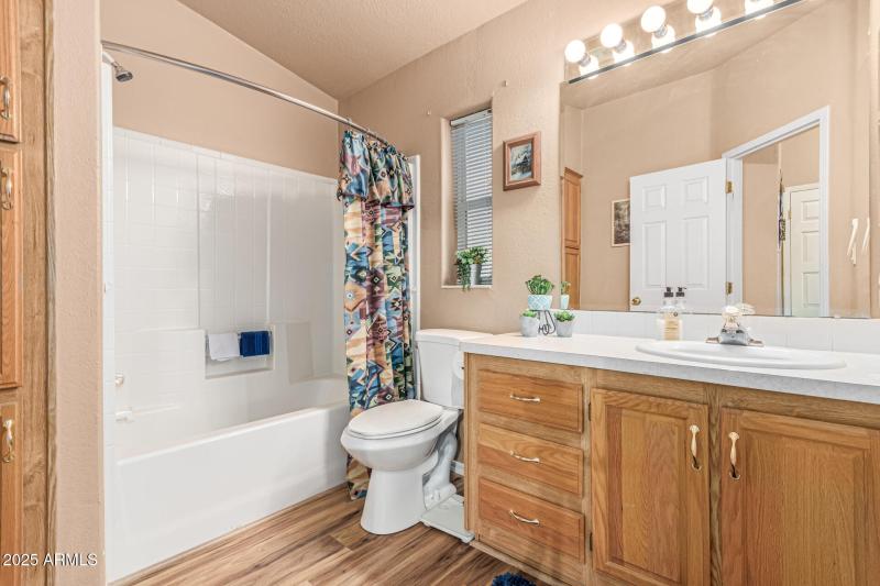 Full Guest Bathroom