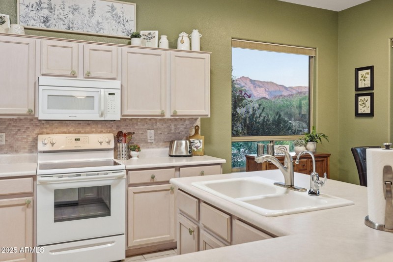 14-web-or-mls-ListerPros-14