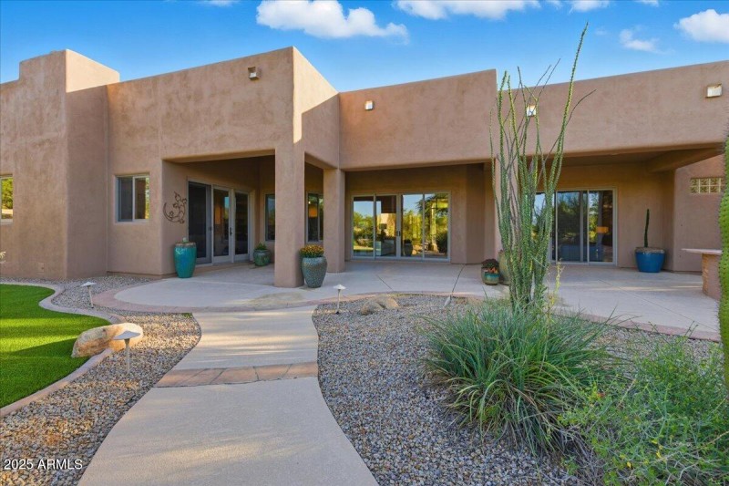 102-6218_E_Morning_Vista_Staged_113