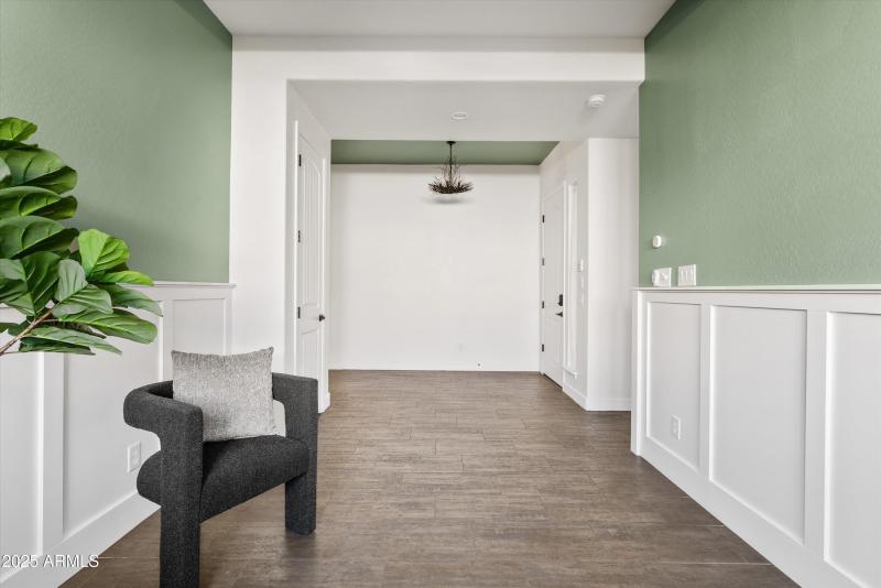 Sitting Area off Entry