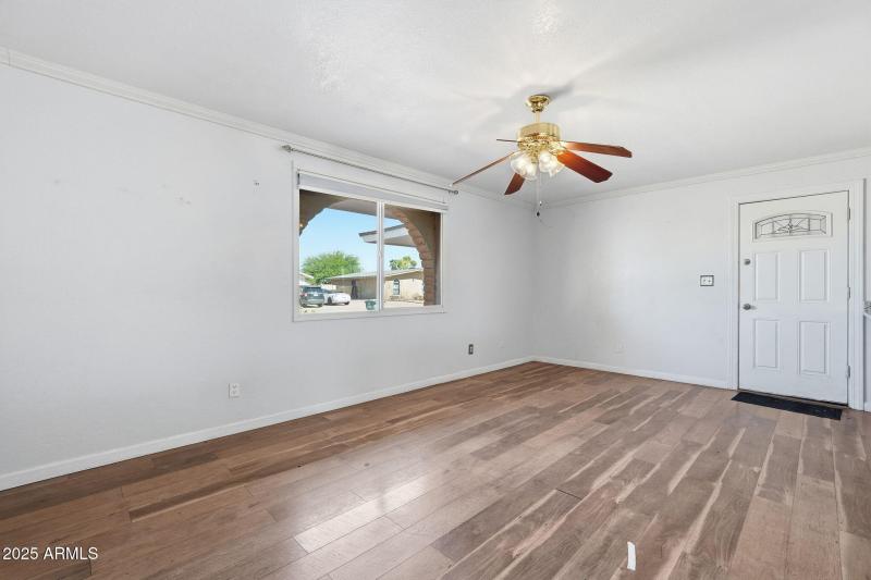 huge dining room adjacent kitchen