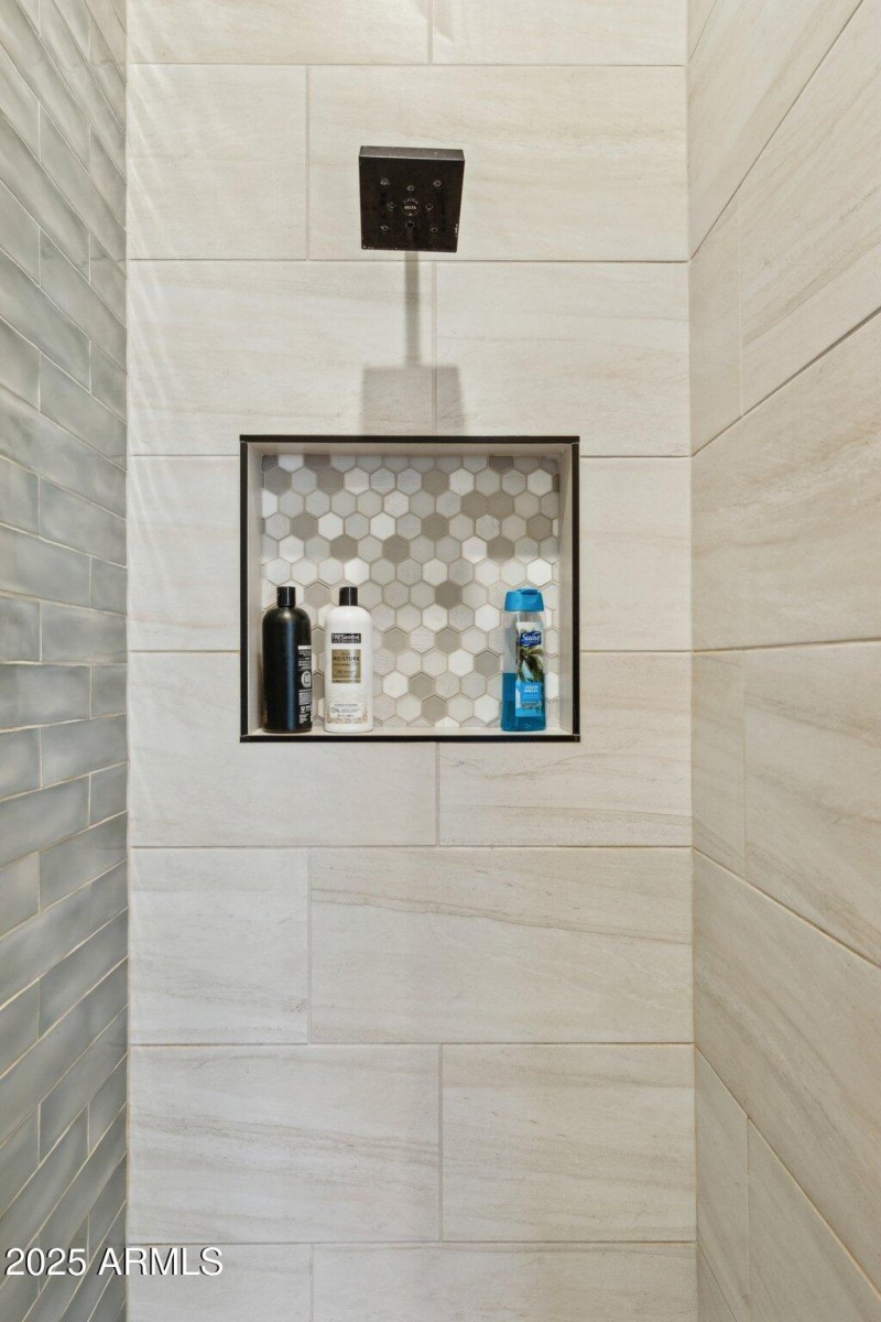 19-web-or-mls-2762-w-highland-meadows-dr