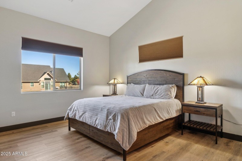 13-web-or-mls-2762-w-highland-meadows-dr