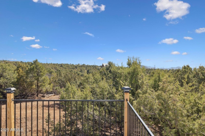 25-web-or-mls-2314-e-clear-point-way