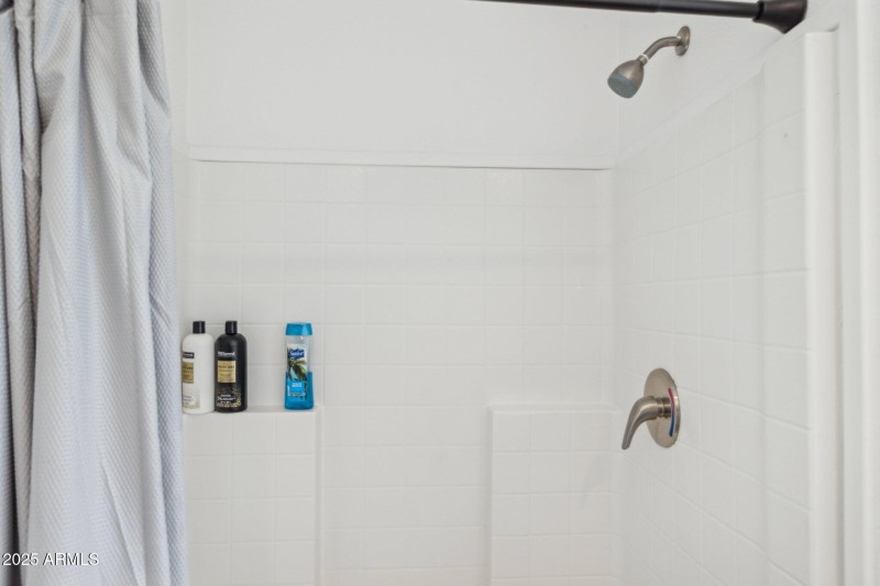 14-web-or-mls-2314-e-clear-point-way