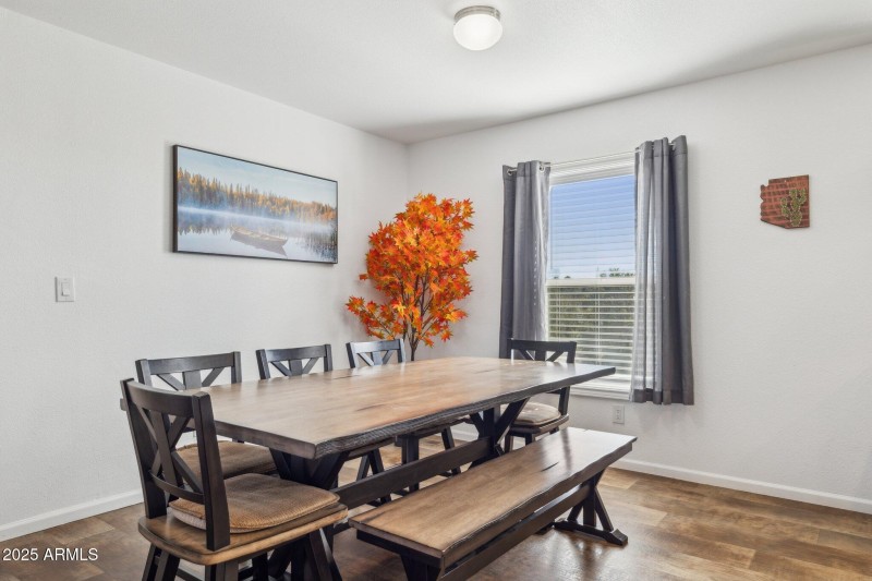 8-web-or-mls-2314-e-clear-point-way