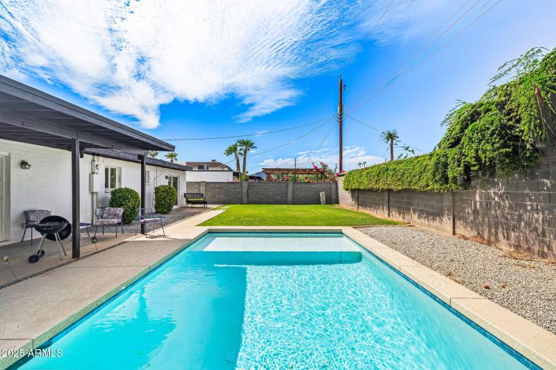 68-web-or-mls-No Tree-7