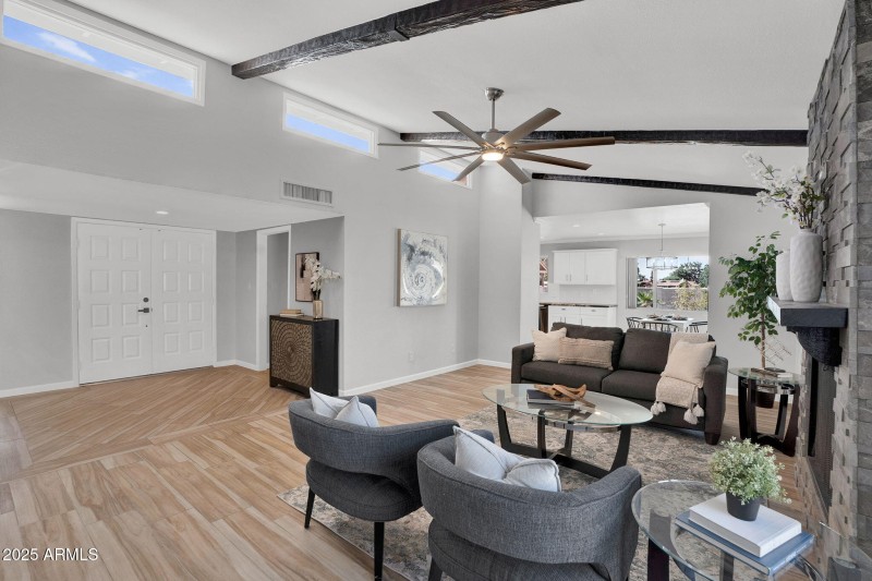 1-web-or-mls-9426 E Minnesota Ave -4