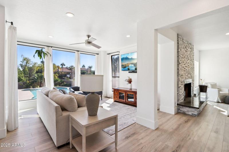 11-web-or-mls-S Tuzigoot Dr-S2410-011