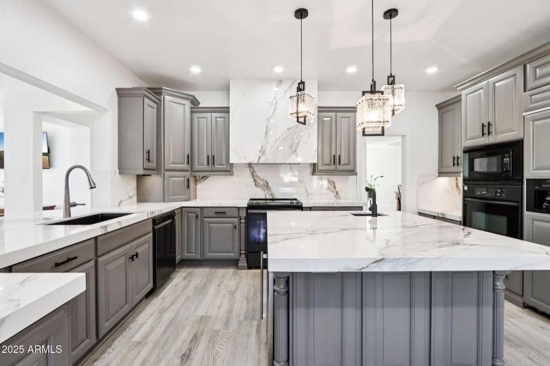 26-web-or-mls-S Tuzigoot Dr-S2410-026