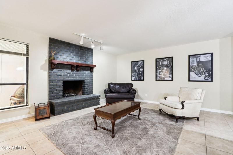 52-web-or-mls-S Tuzigoot Dr-S2410-052