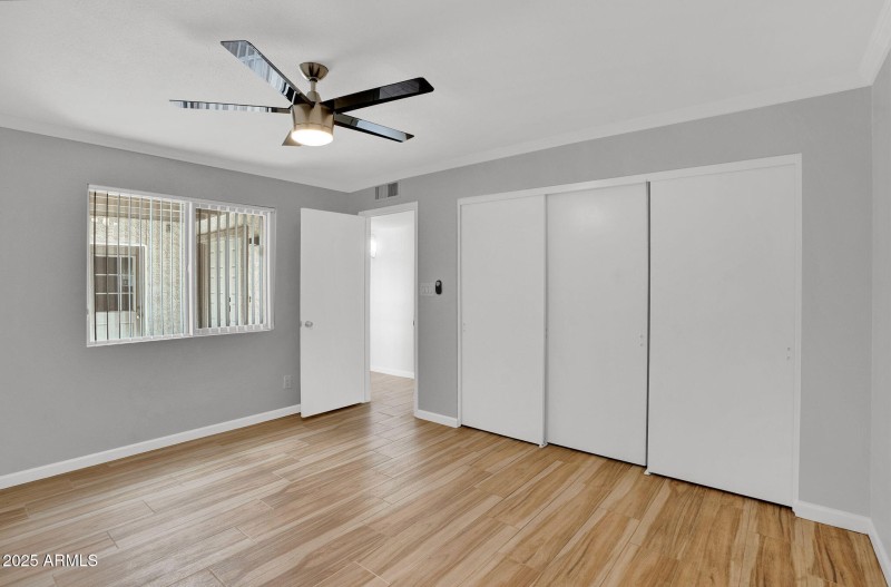 1-web-or-mls-9426 E Minnesota Ave -27