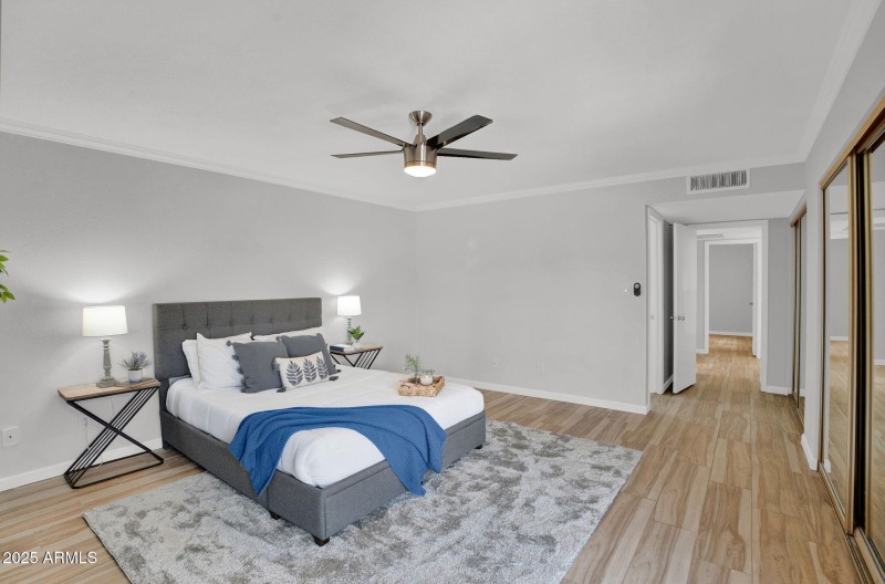 1-web-or-mls-9426 E Minnesota Ave -21