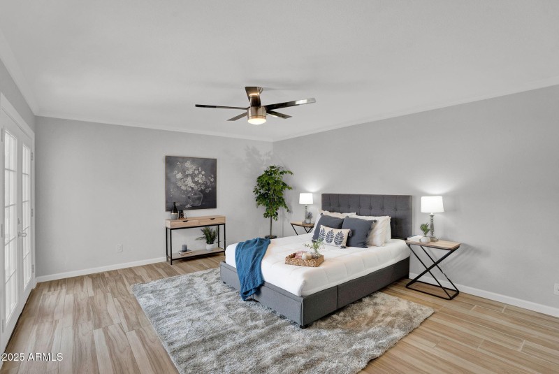 1-web-or-mls-9426 E Minnesota Ave -20