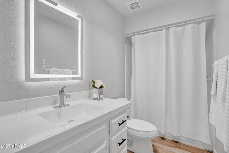 1-web-or-mls-9426 E Minnesota Ave -24