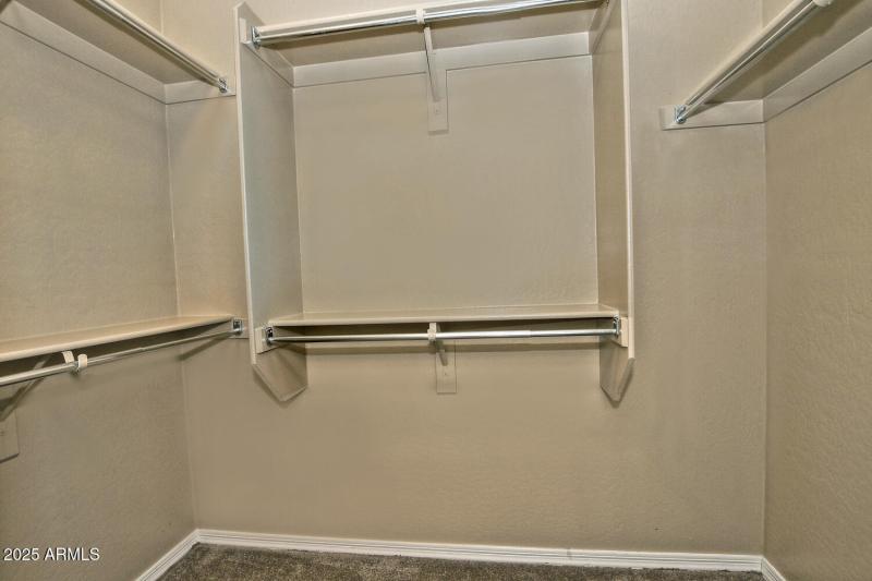 7382 W Silver Spring Way-large-031-015-P