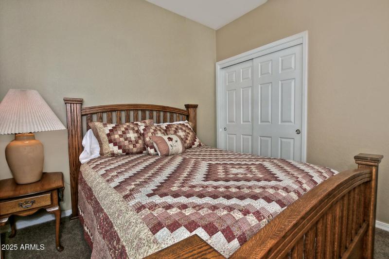 7382 W Silver Spring Way-large-033-021-B