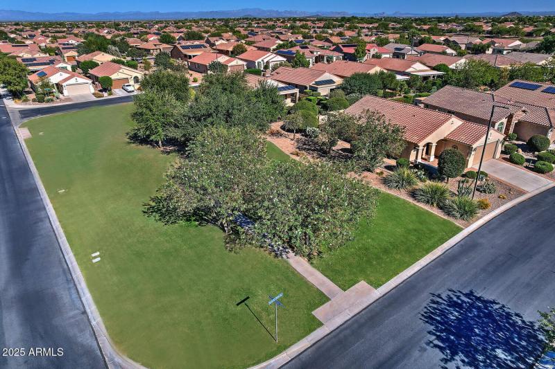 7382 W Silver Spring Way-large-038-035-B