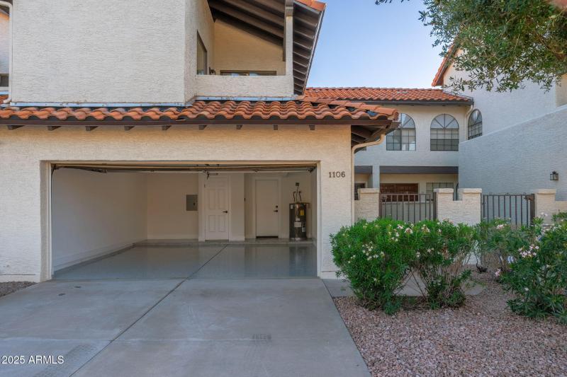 11011 N 92nd St UNIT 1106 - 01