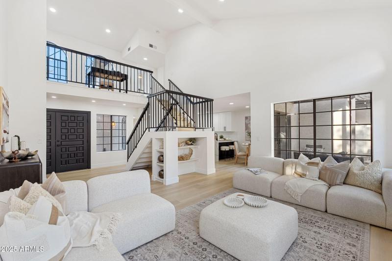 11011 N 92nd St UNIT 1106 - 07