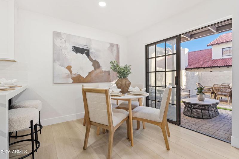 11011 N 92nd St UNIT 1106 - 09