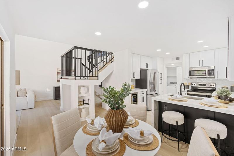 11011 N 92nd St UNIT 1106 - 10