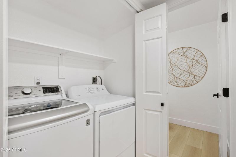 11011 N 92nd St UNIT 1106 - 18